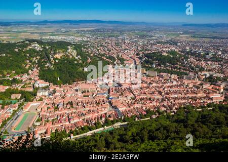 Vista della Città Vecchia di Brasov dal Monte Tampa Foto Stock