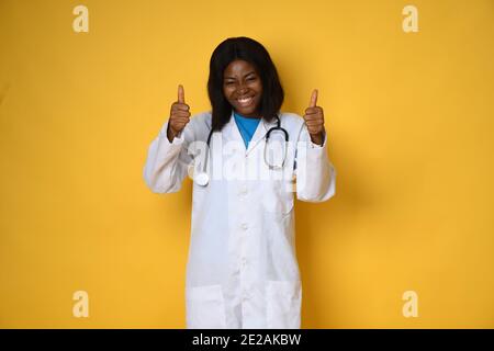 ritratto di una dottoressa in africa Foto Stock