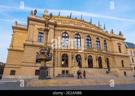 Rudolfinum, Alšovo nábřeží, Josefov, Praga, Repubblica Ceca Foto Stock