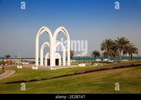 Il Qatar Doha, monumento in El Bidda Park Foto Stock