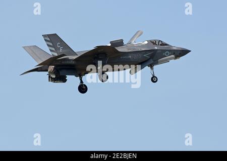 Lockheed Martin F-35B Lightning II 169588 codifica "CF-03" da VMFA-211, United States Marine Corp, con sede a USMC Yuma, Arizona, visto a RAF Marham, en Foto Stock