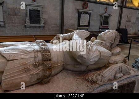 Effigie di Robert Lord Hungerford, nella Cattedrale di Salisbury, Salisbury, Wiltshire, Regno Unito. Foto Stock