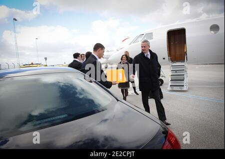 Esclusivo - il ministro francese dell'Agricoltura Bruno le Maire è raffigurato durante un viaggio in Danimarca il 12 ottobre 2011. Foto di Nicolas Gouhier/ABACAPRESS.COM Foto Stock