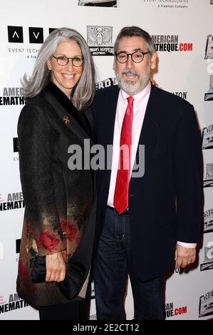 John Landis partecipa al 25° premio americano cinematotheque in onore di Robert Downey, Jr., tenuto presso l'hotel Beverly Hilton il 14 ottobre 2011 a Beverly Hills, California. Foto di Lionel Hahn/ABACAPRESS.COM Foto Stock