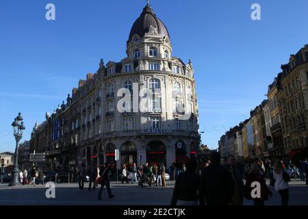 Carlton Hotel uno dei palazzi di Lilla, Francia settentrionale, 15 ottobre 2011. Diversi membri del personale dell'hotel sono stati arrestati questo mese per le accuse secondo le quali la prostituzione minorile veniva condotta lì. Foto di Sylvain Lefevre/ABACAPRESS.COM Foto Stock