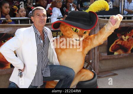 Antonio Banderas alla prima DI LA per il film d'animazione 'Puss in Boots' al Regency Village Theatre di Westwood, Los Angeles, CA, USA il 23 ottobre 2011. Foto di Baxter/ABACAPRESS.COM Foto Stock