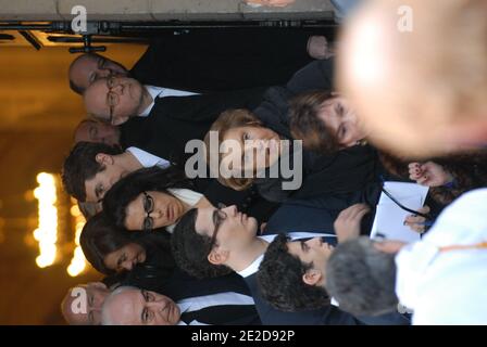 File poto di Liliane Bettencourt, sua figlia Francoise Bettencourt Meyers, Jean-Pierre Meyers e suo nipote Jean-Victor Meyers visto al funerale di Andre Bettencourt a Neuilly, Francia il 22 novembre 2007. Liliane Bettencourt, che è la donna più ricca della Francia, si trova nel mezzo di un procedimento giudiziario con sua figlia Francoise Meyers per un miliardo di euro donati al fotografo Francois Marie Banier. Foto di Ammar Abd Rabbo/ABACAPRESS.COM Foto Stock