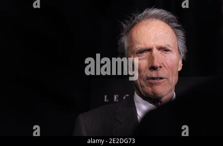 Il regista Clint Eastwood partecipa alla prima del film 'J. Edgar' si è tenuto al Newseum di Washington, DC, USA l'8 novembre 2011. Foto di Olivier Douliery/ABACAPRESS.COM Foto Stock