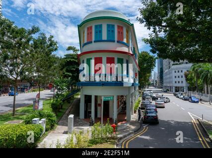 SINGAPORE, SINGAPORE - Ottobre 23, 2020: Singapore , Ottobre 23, 2020: Selegie Arts Center, bella facciata colorata. Foto Stock