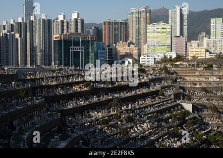 Una vista generale del Cimitero permanente Cinese di Tsuen WAN. Foto Stock