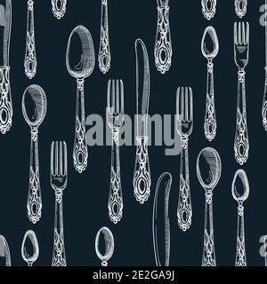 Posate vintage color argento con motivo senza cuciture. Illustrazione dello schizzo disegnata a mano dal vettore. Cucchiaio di argenteria, coltello e forchetta su sfondo nero. Design in tessuto, w Illustrazione Vettoriale
