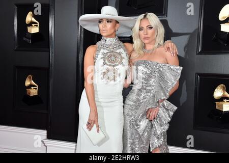 Jennifer Lopez e Lady Gaga partecipano al 61° Premio annuale GRAMMY presso lo Staples Center il 10 febbraio 2019 a Los Angeles, California, USA. – Lady Gaga e Jennifer Lopez si esibiranno all’inaugurazione di Joe Biden. Foto di Lionel Hahn/ABACAPRESS.COM Foto Stock