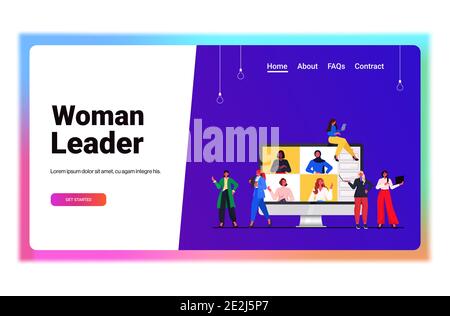donne d'affari che hanno riunione in linea di riunione di corsa donne di affari discutono durante la videochiamata con i colleghi sullo schermo del monitor, verticale orizzontale illustrazione vettoriale Illustrazione Vettoriale