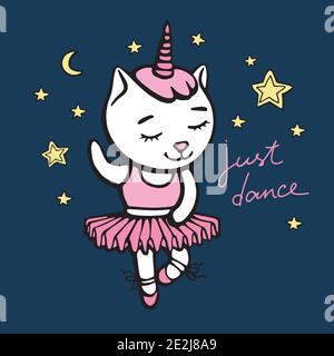 Carino gatto bianco danzante unicorno con corno su sfondo blu scuro con cuori e stelle. Illustrazione vettoriale disegnata a mano per la stampa di t-shirt e. Illustrazione Vettoriale