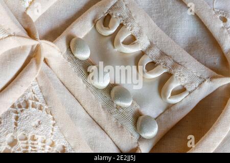 1980 Antico motivo della finestra della Cattedrale fatto a mano Wedding Quilt, Stati Uniti Foto Stock