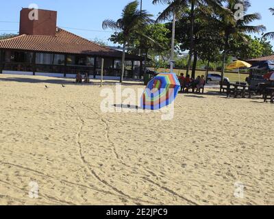 Vitoria, Espirito Santo, Brasile. 14 gennaio 2021. Vitoria (ES), 14/01/2021 - PRAIA CURVA da JUREMA - Movimentacao na Praia curva na cidade de Vitoria no Espirito Santo, nesta quinta-feira Credit: Edson De Souza/TheNEWS2/ZUMA Wire/Alamy Live News Foto Stock