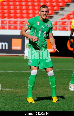 Algerino Hassan Yeba durante la partita di calcio della Coppa Africana delle Nazioni, Gruppo A, Algeria contro Malawi a Luanda, Angola, il 11 gennaio 2010. Il Malawi ha vinto 3-0. Foto di RainbowPress/Cameleon/ABACAPRESS.COM Foto Stock