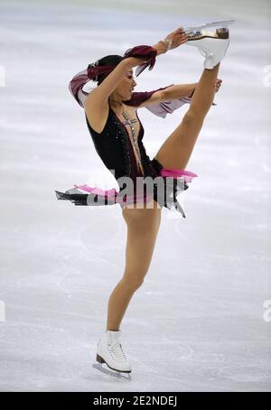 Miki Ando del Giappone compete nella Pattinaggio di figura del programma corto delle Signore durante le Olimpiadi invernali di Vancouver 2010 al Colosseo pacifico il 23 febbraio 2010 a Vancouver, Canada.Photo da Gouhier-Hahn-Nebinger/ABACAPRESS.COM Foto Stock