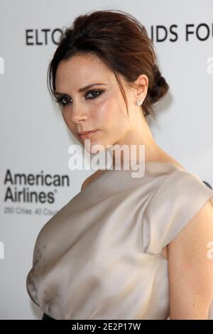 Victoria Beckham in arrivo per la diciottesima edizione del festival annuale Elton John AIDS Foundation Academy Awards, che si è tenuto presso il Pacific Design Center di West Hollywood, Los Angeles, CA, USA il 07 marzo 2010. Foto di Tony DiMaio/ABACAPRESS.COM (nella foto : Victoria Beckham) Foto Stock