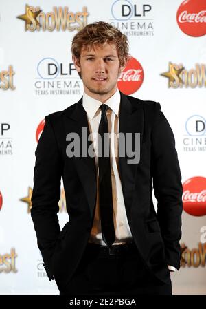 Alex Pettyfer partecipa alla cerimonia 2010 ShoWest Awards tenutasi presso il Paris Hotel and Casino di Las Vegas, Nevada, il 18 marzo 2010. (Nella foto: Alex Pettyfer). Foto di Lionel Hahn/ABACAPRESS.COM Foto Stock