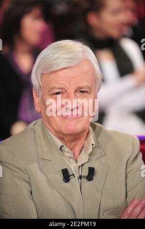 Jacques Perrin lors de l'enregistrement de l'emission Vivement Dimanche a Paris, France, le 13 janvier 2010. Photo Max Colin/ABACAPRESS.COM Foto Stock