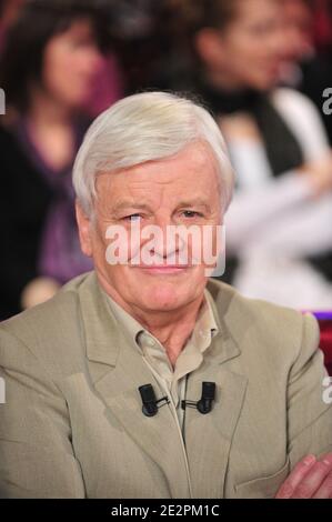 Jacques Perrin lors de l'enregistrement de l'emission Vivement Dimanche a Paris, France, le 13 janvier 2010. Photo Max Colin/ABACAPRESS.COM Foto Stock