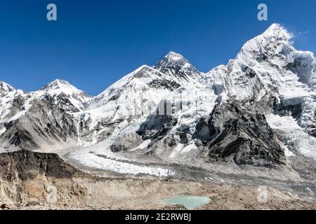 Monte Everest, Nuptse e Khumbu Icefalls da Kala Patthar, Sagarmatha National Park, Nepal Foto Stock