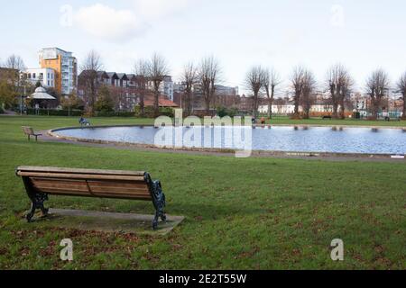 Victoria Park a Newbury, West Berkshire nel Regno Unito, ha preso il 19 novembre 2020 Foto Stock