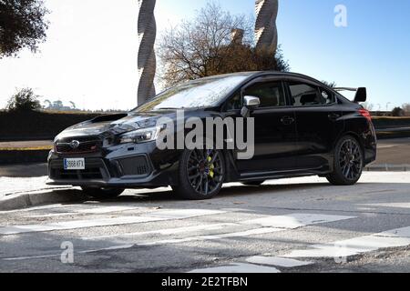 CERDANYOLA DEL VALLES, SPAGNA-29 GENNAIO 2021: Black Subaru Impreza WRX STI at City Streets Foto Stock