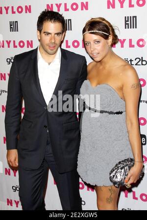 Eli Roth e Peaches Geldof in arrivo per IL NYLON Magazine Young Hollywood Party si è tenuto all'Hollywood Roosevelt Hotel di Hollywood, CA, USA il 12 maggio 2010. Foto di Wade Blaine/ABACAPRESS.COM (nella foto: Eli Roth e Peaches Geldof) Foto Stock