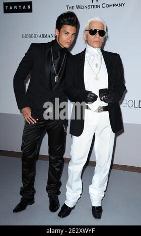 Baptiste Giabiconi e Karl Lagerfeld partecipano al galà benefico del Cinema Against Aids 2010 dell'amfar, tenutosi presso l'Hotel du Cap 'Eden Roc' di Antibes, Francia, il 20 maggio 2010. Foto di Hahn-Nebinger-Orban/ABACAPRESS.COM Foto Stock