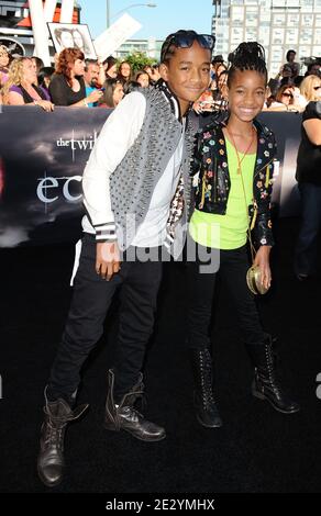 'Jaden Smith e Willow Smith partecipano alla prima di ''The Twilight Saga: Eclipse'' parte del Los Angeles Film Festival 2010. Los Angeles, 24 giugno 2010. (Nella foto: Jaden Smith, Willow Smith). Foto di Lionel Hahn/ABACAPRESS.COM' Foto Stock