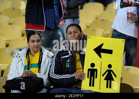 Tifosi degli Stati Uniti durante la Coppa del mondo FIFA Sud Africa 2010 1/8 della partita finale di calcio, Ghana contro USA allo stadio Royal Bafokeng di Rustenburg, Sudafrica, il 26 giugno 2010. Il Ghana ha vinto 2-1. Foto di Henri Szwarc/ABACAPRESS.COM Foto Stock