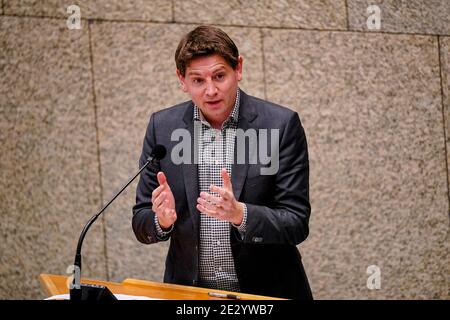 L'AIA, PAESI BASSI - GENNAIO 12: Jan Paternotte del D66 visto durante il dibattito in plenaria al parlamento di Tweede kamer il 12 gennaio 2021 nell'ha Foto Stock