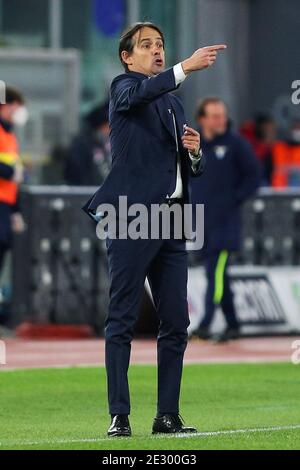 Simone Inzaghi, capo allenatore del Lazio, reagisce durante il campionato italiano Serie A una partita di calcio tra SS Lazio e AS/LM Foto Stock