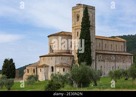 Abbazia di Sant'Antimo, Sant Antimo, Abbazia di Sant'Antimo, vicino Montalcino, Toscana, Italia nel mese di maggio Foto Stock