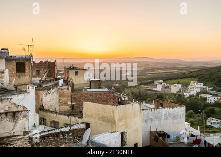 Tramonto sulla città più sacra del Marocco, Moulay Idriss Foto Stock