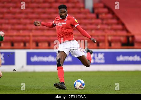 NOTTINGHAM, INGHILTERRA. IL 16 GENNAIO Sammy Ameobi (11) di Nottingham Forest si allinea e segna il suo primo gol durante la partita del campionato Sky Bet tra Nottingham Forest e Millwall al City Ground, Nottingham, sabato 16 gennaio 2021. (Credit: Jon Hobley | MI News) Credit: MI News & Sport /Alamy Live News Foto Stock