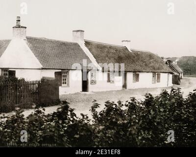 Vintage 19 ° secolo fotografia: Robert Burns cottage, Ayr, Scozia. Foto Stock