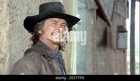 RED SUN 1971 National General Pictures film con Charles Bronson Foto Stock