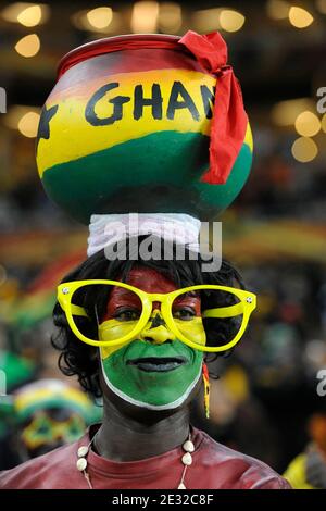 Fan del Ghana durante la Coppa del mondo FIFA Sud Africa 2010, la finale dei quarti, la partita di calcio, Ghana contro Uruguay allo stadio di calcio di Soccer City a Johannesburg, Sudafrica, il 2 luglio 2010. Uruguay ha vinto 1-1 (4p a 2). Foto di Henri Szwarc/ABACAPRESS.COM Foto Stock