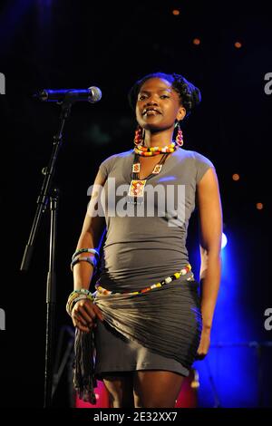 Dive africane durante il Paleo Festival di Nyon, Svizzera, il 22 luglio 2010. Foto di Loona/ABACAPRESS.COM Foto Stock