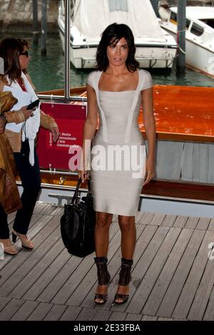 Valeria Solarino arriva al Lido per assistere alla fotocellula del film 'Vallanzasca - gli Angeli del Male' in occasione del Settimo Festival Internazionale del Cinema di Venezia, a Venezia, il 6 settembre 2010. Foto di Nicolas Genin/ABACAPRESS.COM Foto Stock