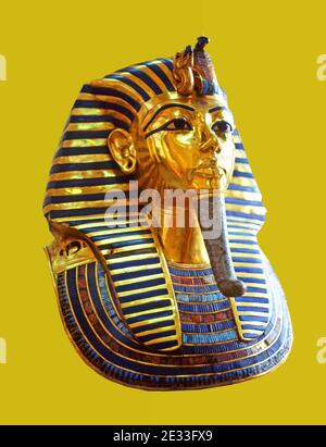 La maschera d'oro di Tutankhamon nel Museo Egizio, il Cairo, Repubblica d'Egitto Foto Stock