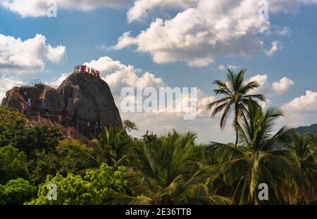 Sila Rock - monastero buddista di Mihintale, Anuradhapura, Provincia Centro-Nord, Sri Lanka Foto Stock