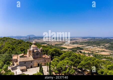 Veduta aerea, monastero Santuari de Bonany vicino Petra, Maiorca, Isole Baleari, Spagna Foto Stock