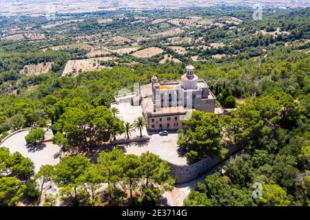 Veduta aerea, monastero Santuari de Bonany vicino Petra, Maiorca, Isole Baleari, Spagna Foto Stock