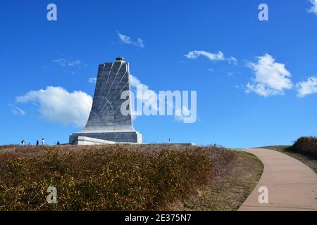 Il Wright Brothers National Memorial segna il 1903 dicembre 17 il luogo del primo volo a Kill Devil Hills sulle sponde esterne della Carolina del Nord Foto Stock