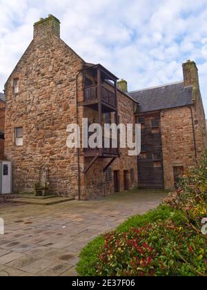 Loudoun Hall, una casa di città del 15 ° secolo, è la più antica casa in Ayr, Ayr, Sud Ayrshire, Scozia, Foto Stock