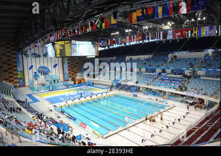 Atmosfera durante i Campionati Mondiali di nuoto (25m) al complesso sportivo Hamdan bin Mohammed bin Rashid di Dubai, Emirati Arabi Uniti, il 17 dicembre 2010. Foto di Ammar Abd Rabbo/ABACAPRESS.COM Foto Stock